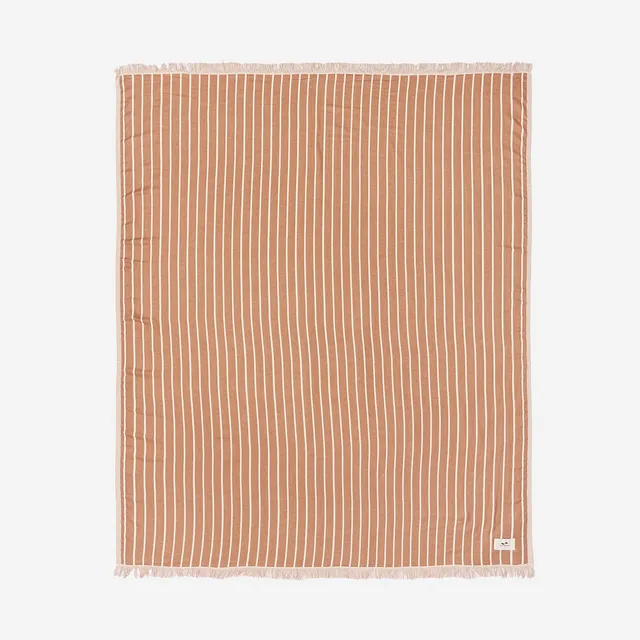 slowtide-koko-driftweave-beach-blanket-mousse-manta-de-playa-ligera-repelente-de image 1