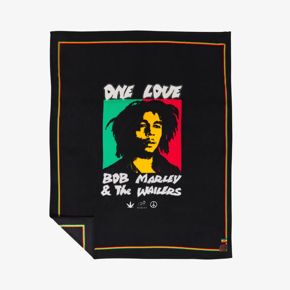 slowtide-one-love-manta-throw-de-polar-suave-bob-marley-x-slowtide-ligera-para-s image 1