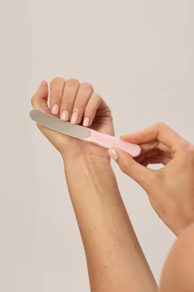 glov-coolnails-nail-sculptor-lima-de-acero-para-u-as-naturales-y-artificiales image 1