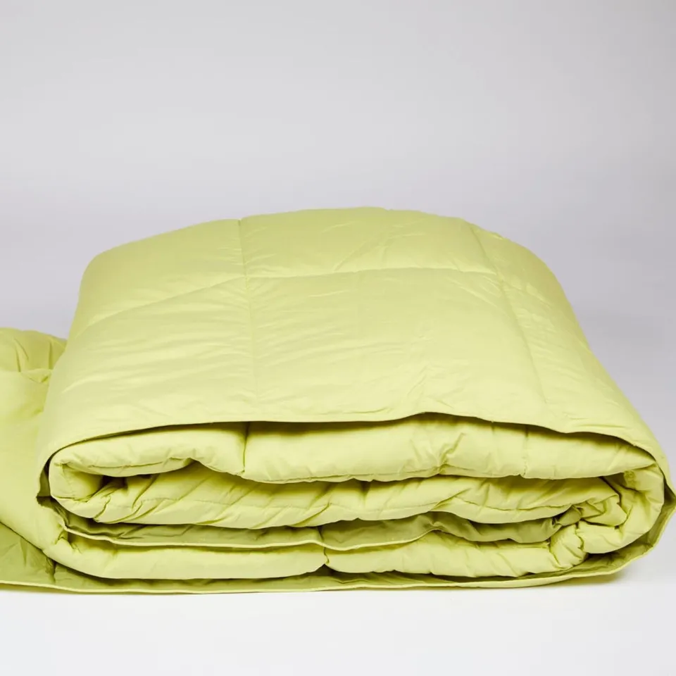 burrito-blanco-edred-n-juvenil-bicolor-pistacho-verde-251-220x220-cm-doble-cara- image 1