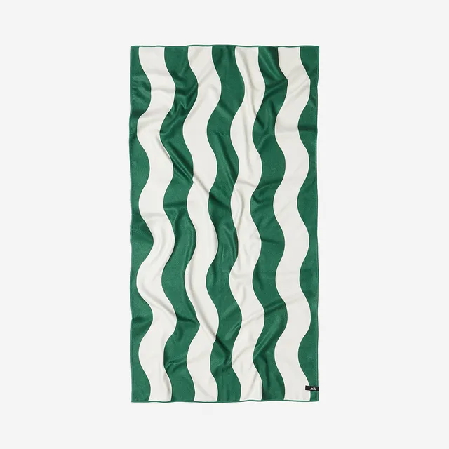 slowtide-stripe-performance-toalla-de-secado-r-pido-kale-microfibra-reciclada-co image 1