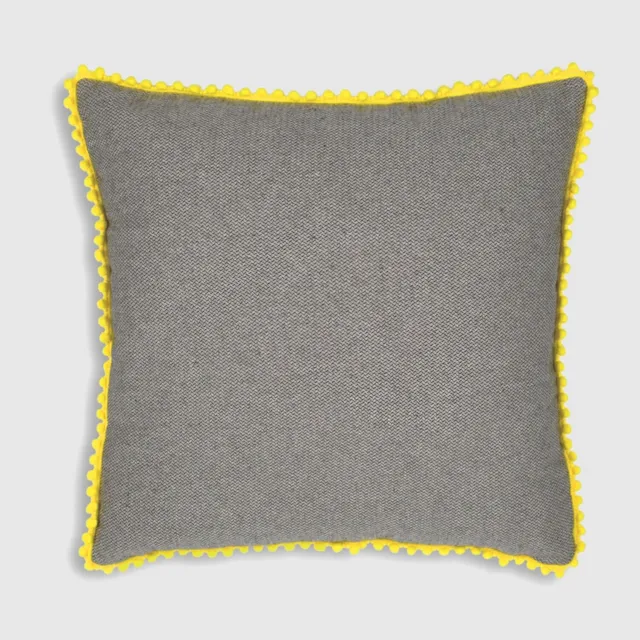 burrito-blanco-coj-n-decorativo-2-caras-006-amarillo-30x50-cm-tejido-tapicero-co image 1