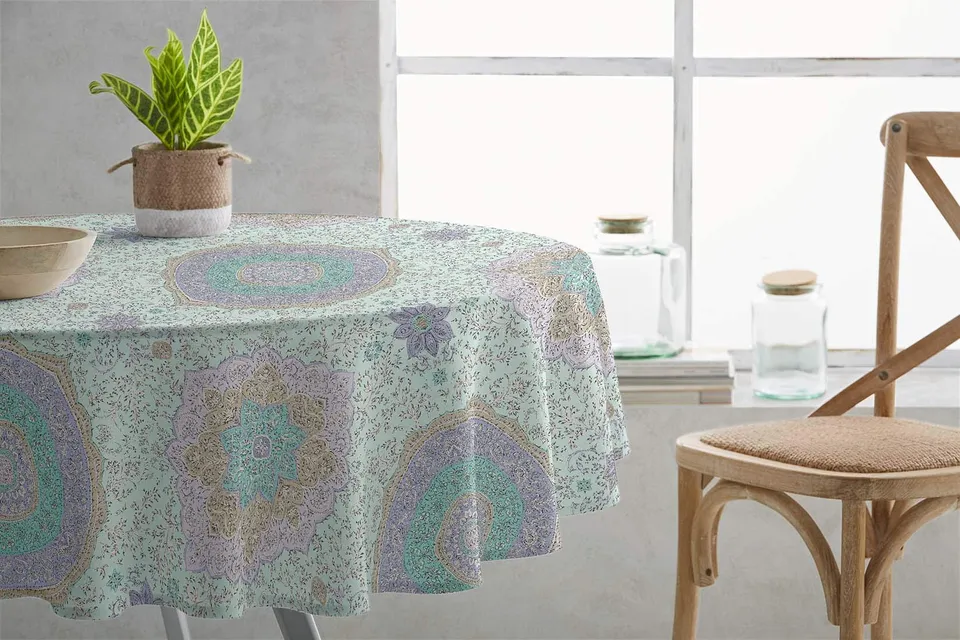 burrito-blanco-mantel-antimanchas-tefl-n-109-turquesa-mantel-160x160-cm-estampad image 1