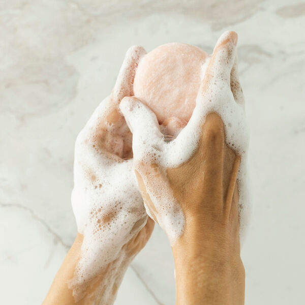 glov-soap-for-globe-champ-n-s-lido-en-pastilla-para-cabello-largo image 3