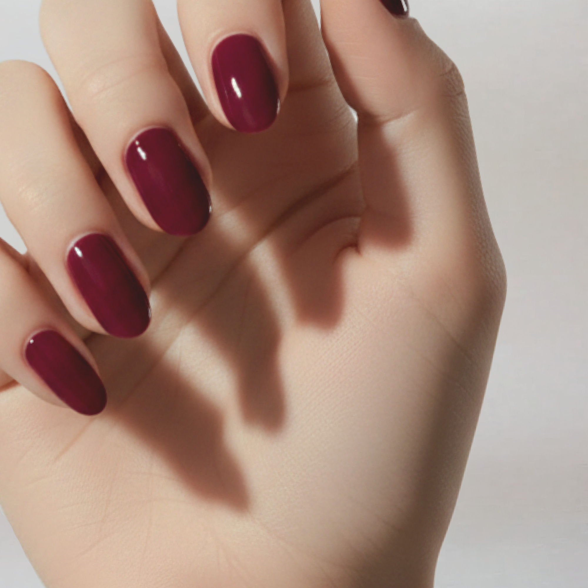 glov-coolnails-esmalte-cl-sico-plum-noir-laca-de-u-as-en-tono-vino-burdeos-profu image 2