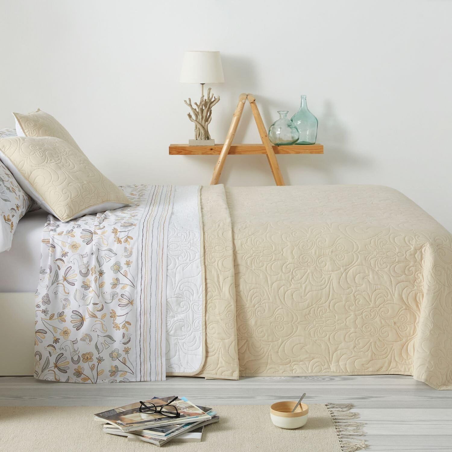 burrito-blanco-colcha-veraniega-cama-90-beige-100-poli-ster-cotton-touch-ligera- image 1