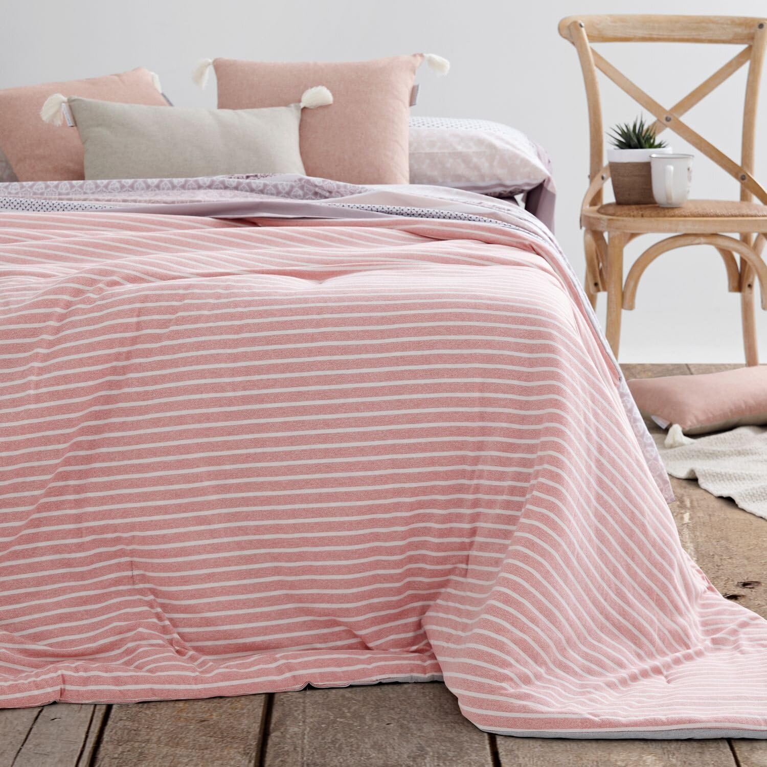 burrito-blanco-252-edred-n-de-punto-jersey-juvenil-180x250-cm-rosa-rayas-rosas-y image 1