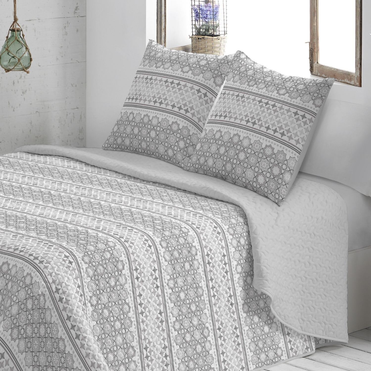 burrito-blanco-colcha-bout-520-gris-colcha-acolchada-ligera-con-cuadrantes-para- image 2