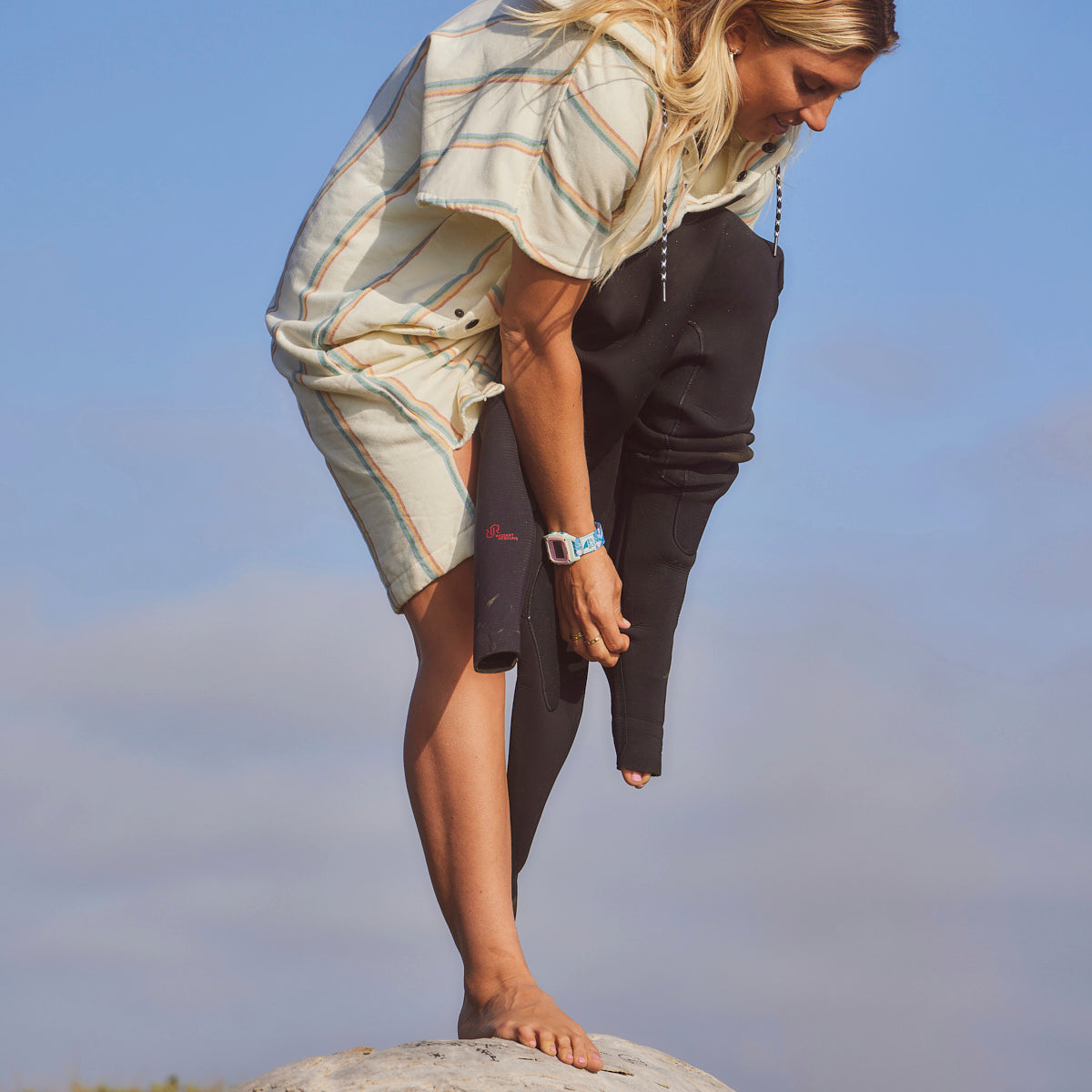 slowtide-baja-stripe-poncho-toalla-fouta-con-capucha-cream-tejido-fouta-transpir image 8