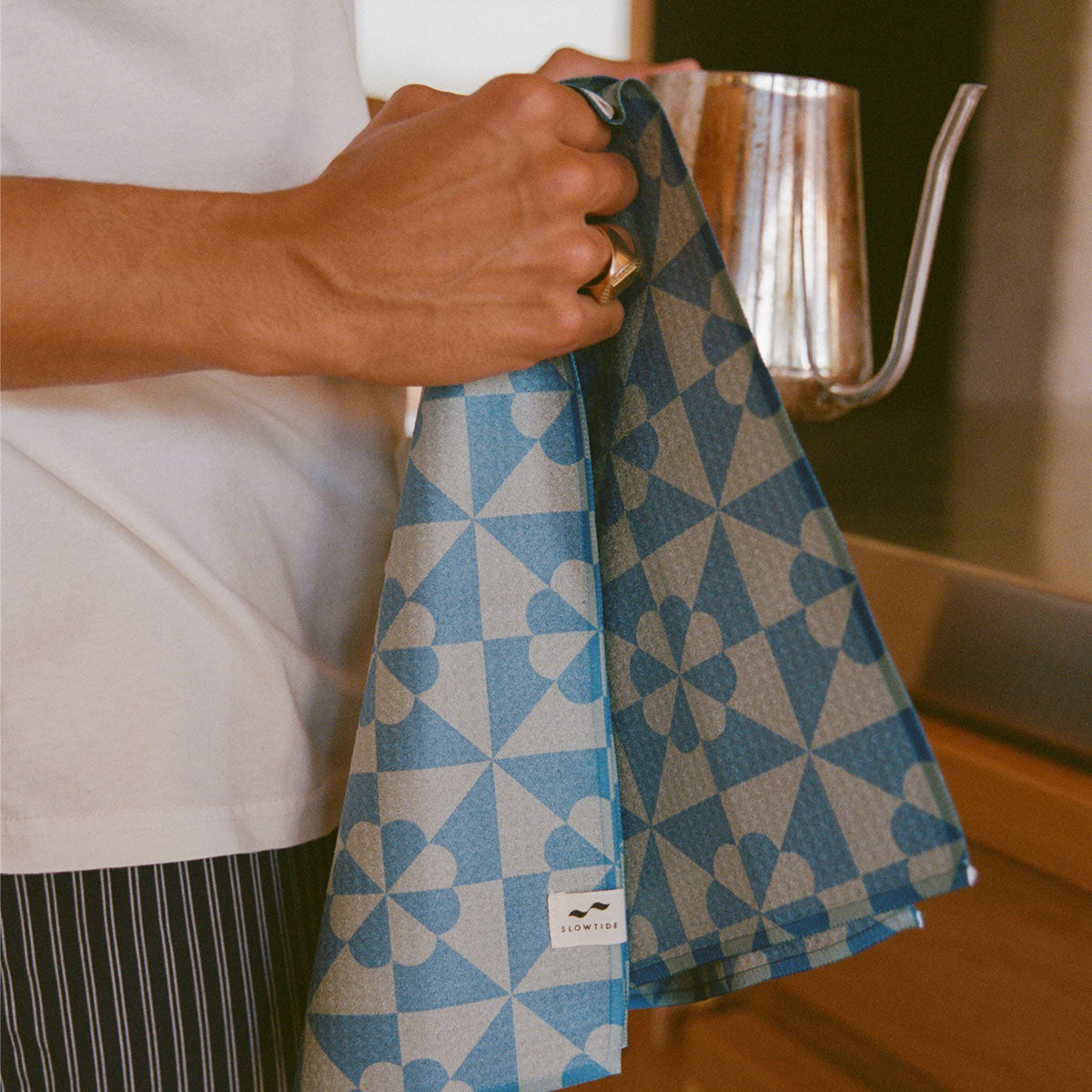 slowtide-bex-daydream-x-slowtide-pa-o-de-cocina-de-secado-r-pido-azul-polvorient image 3