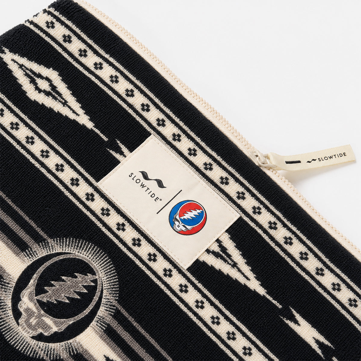 slowtide-fillmore-terry-pouch-neceser-de-toalla-rizada-grateful-dead-x-slowtide- image 3