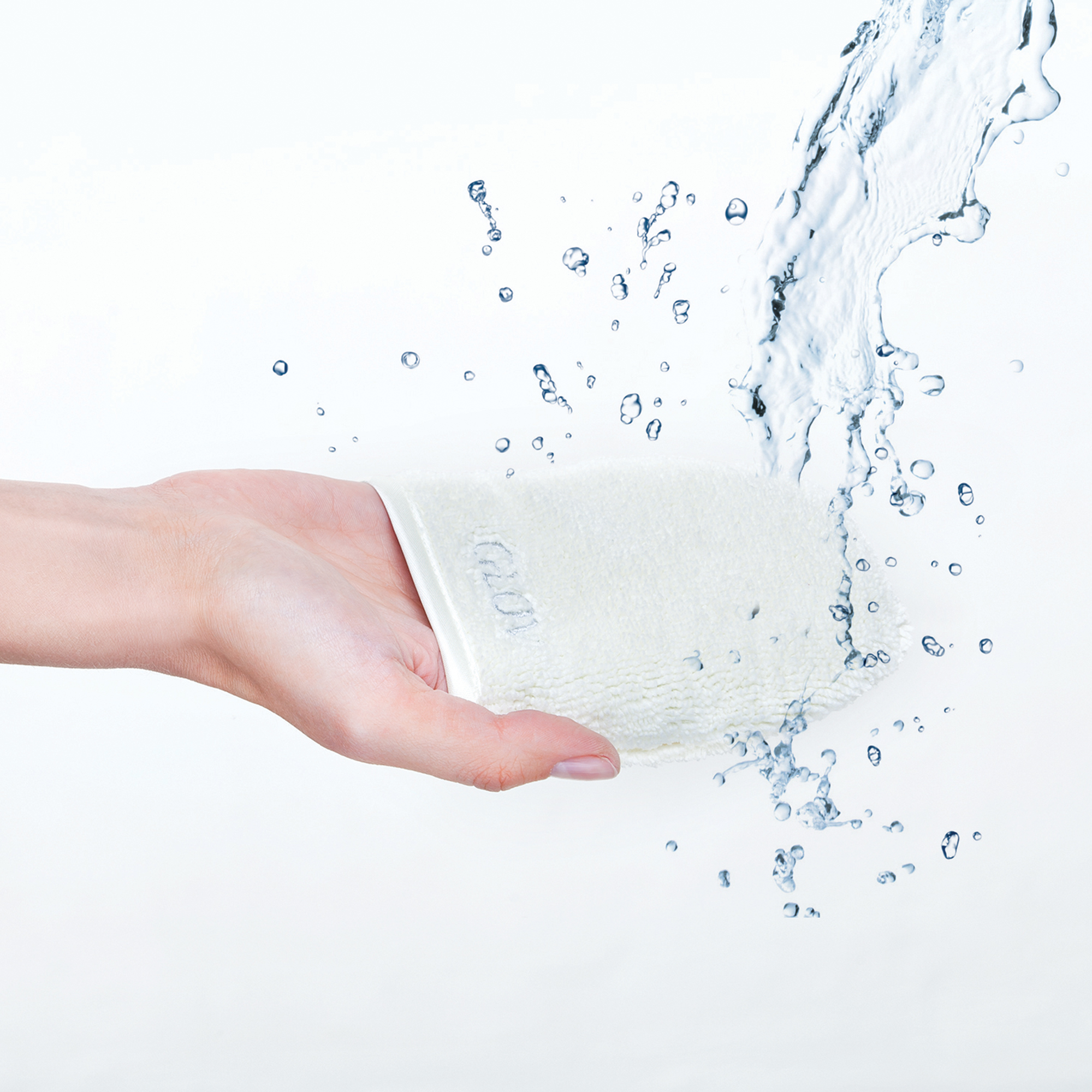 glov-guante-desmaquillante-multipack-2-unidades-limpieza-facial-solo-con-agua image 7