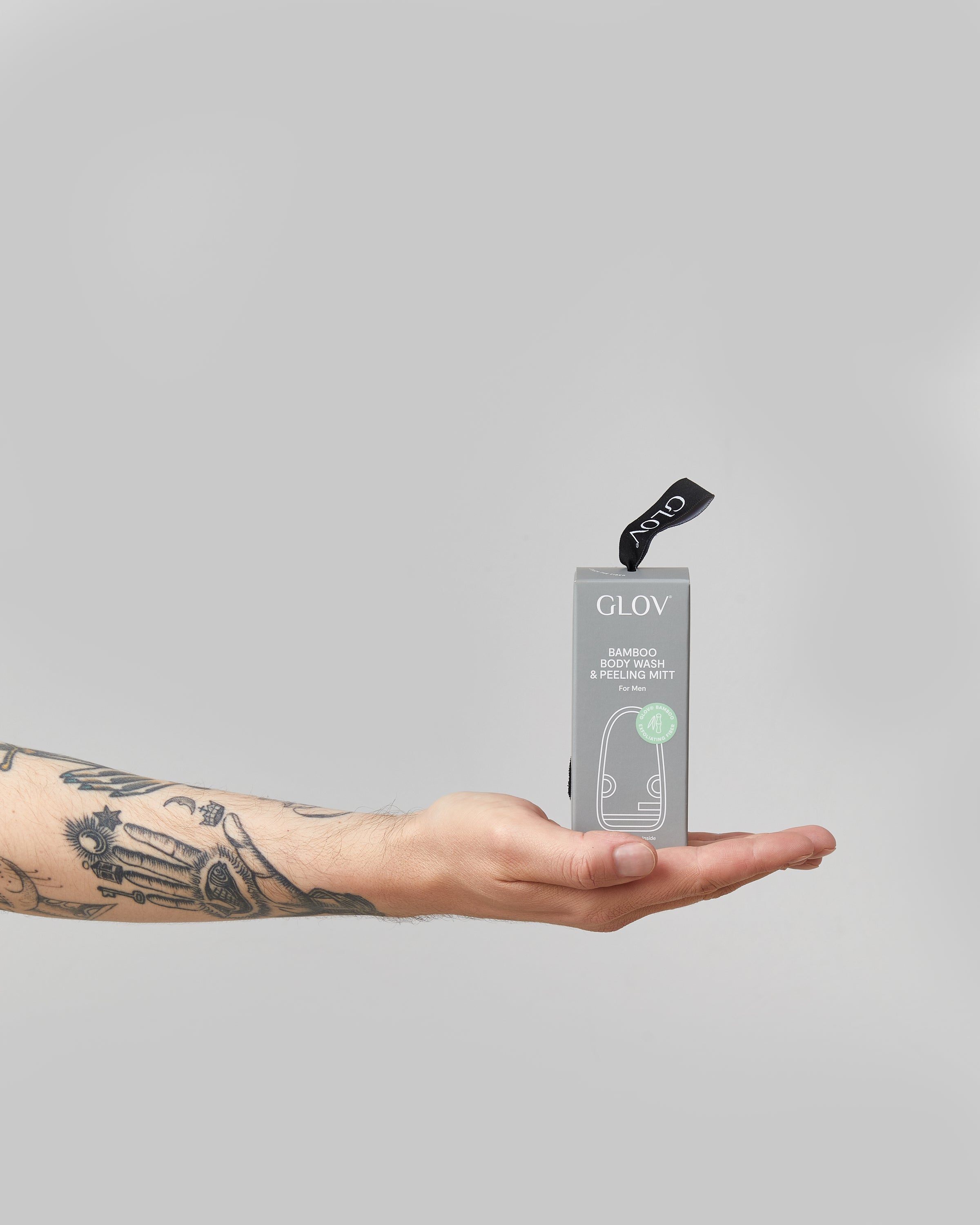 glov-man-manopla-exfoliante-y-de-limpieza-corporal-para-hombre image 3