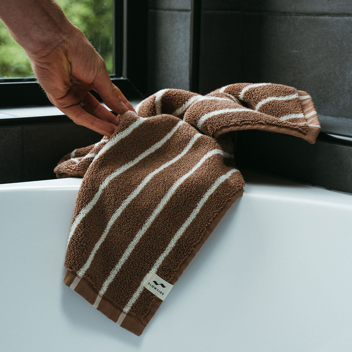 slowtide-koko-plush-bath-towel-bundle-2-2-fawn-pack-de-2-toallas-de-ba-o-y-2-toa image 3