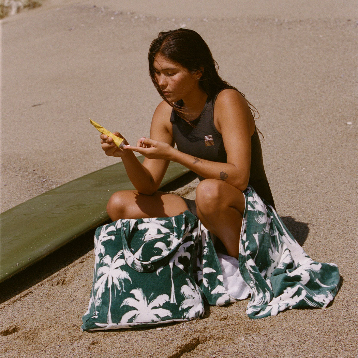 slowtide-luca-terry-tote-kale-bolso-de-rizo-de-algod-n-sostenible-grande-48-x-44 image 2
