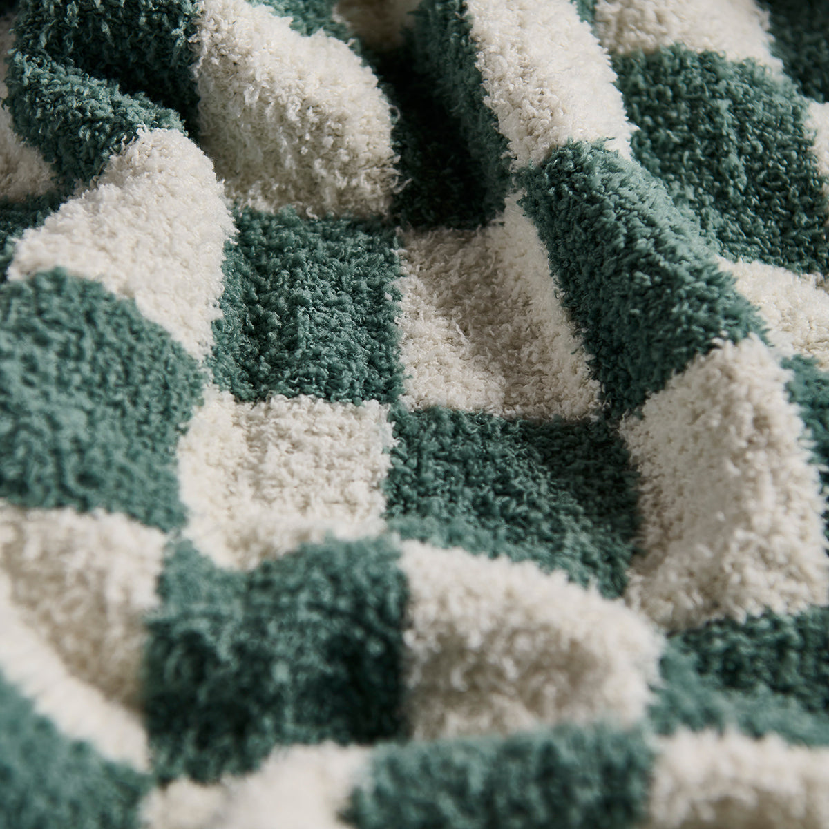 slowtide-mate-plush-knit-throw-blanket-manta-de-punto-peluche-con-patr-n-ajedrez image 4