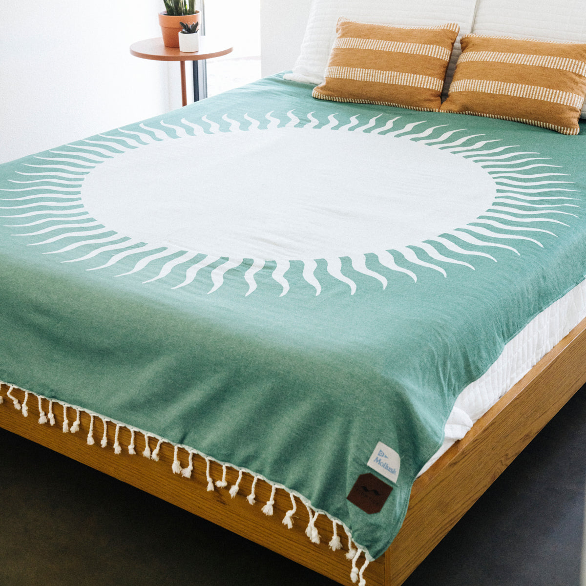 slowtide-sol-lightweight-beach-blanket-manta-de-playa-turca-ligera-chambray-210- image 3