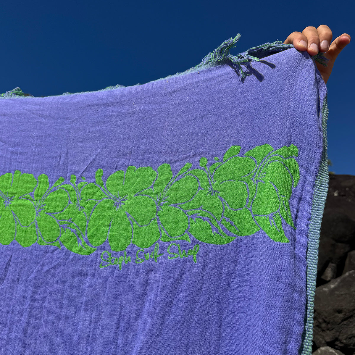 slowtide-steph-surf-shop-driftweave-turkish-towel-toalla-turca-ligera-que-no-ret image 4