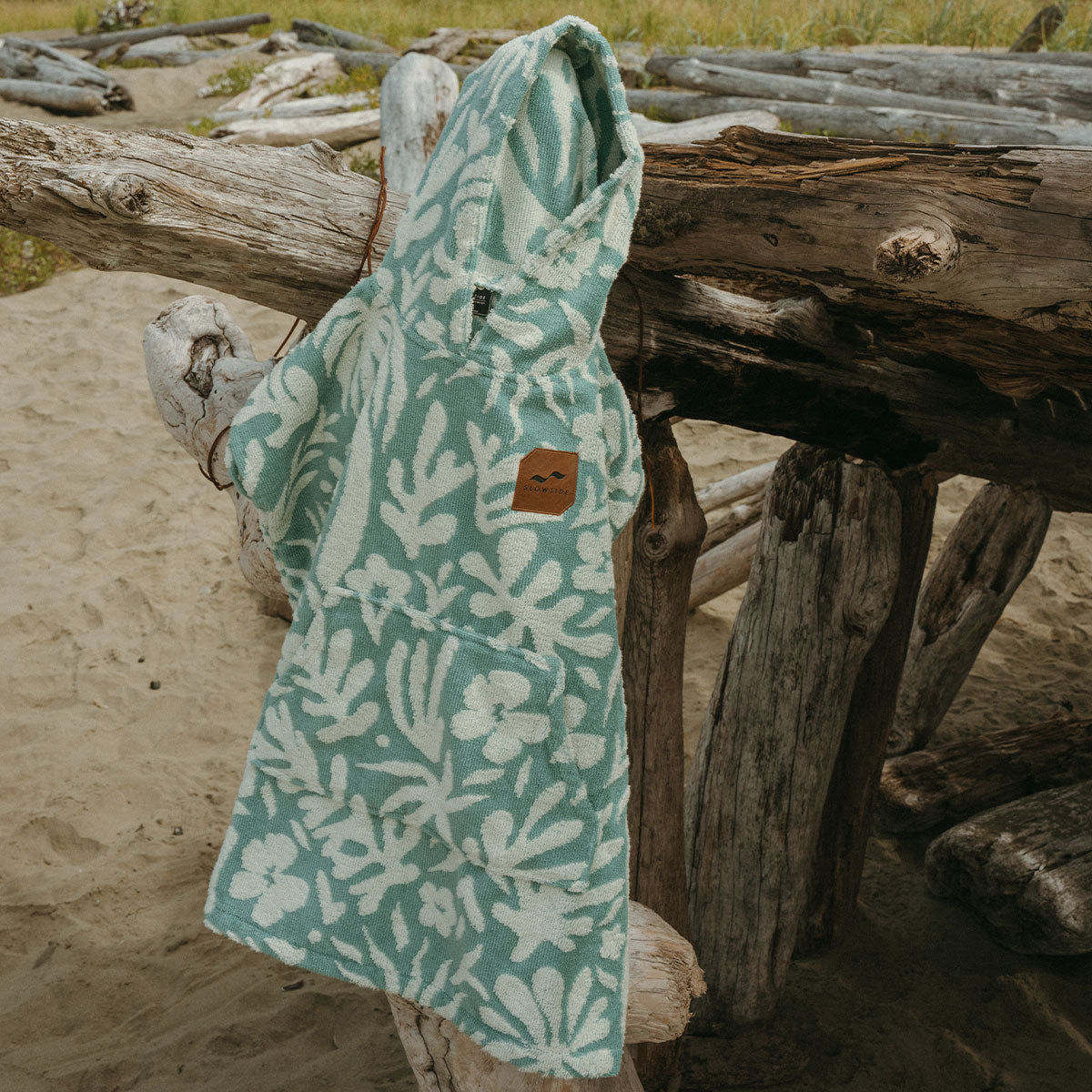 slowtide-sunny-poncho-infantil-de-algod-n-terry-absorbente-estampado-bot-nico image 3